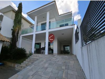 Casa para Venda, em Caldas Novas, bairro Condom�nio N�utico Priv� das Caldas, 4 dormit�rios, 1 banheiro, 4 su�tes, 2 vagas