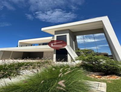 Casa em Condom�nio para Venda, em Caldas Novas, bairro Condom�nio Del Fiori, 4 dormit�rios, 1 banheiro, 3 su�tes, 3 vagas